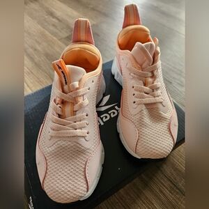New Girls Shoes, s.12